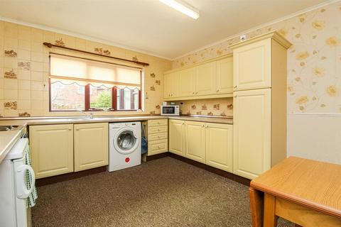 2 bedroom bungalow for sale, Newlaithes Crescent, Normanton WF6