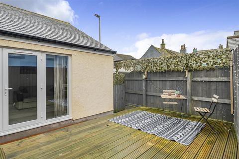9 Croft Farm Close, Allonby, Maryport, CA15 6QB