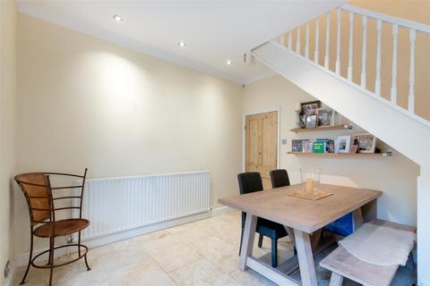 19 All Saints Road, London, SW19 1BU