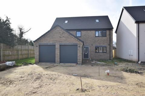 5 bedroom detached house for sale, Poplars Close, Station Road, New Waltham DN36