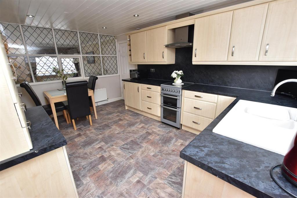Kitchen diner