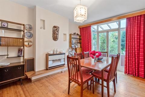 13 Coppice Close, London, SW20 9AS