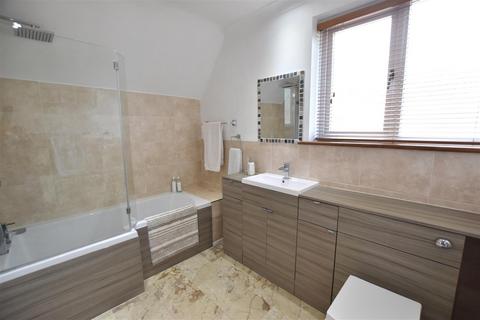 387 Laceby Road, Grimsby, DN34 5LT
