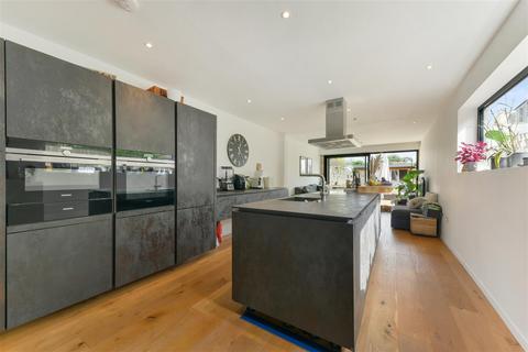 3 bedroom end of terrace house for sale, Palmerston Road, Wimbledon SW19