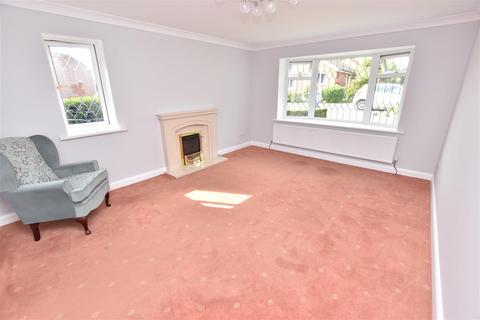 3 bedroom detached bungalow for sale - Shaw Drive, Scartho DN33