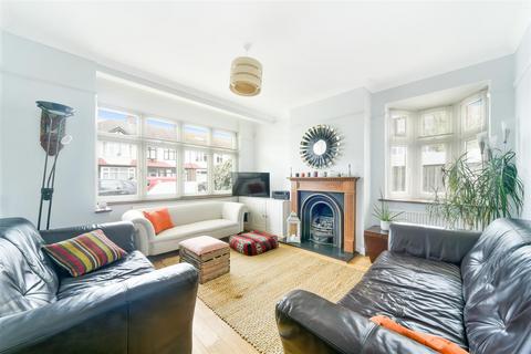 10 Oakway, London, SW20 9JE