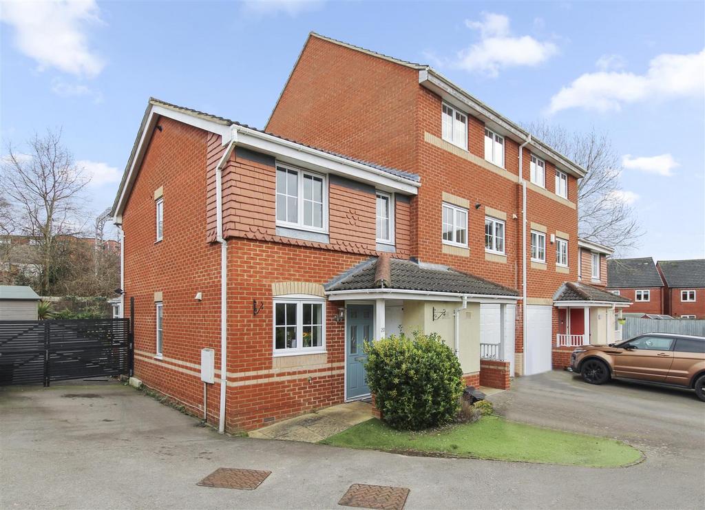 Abbots Close (1).jpg