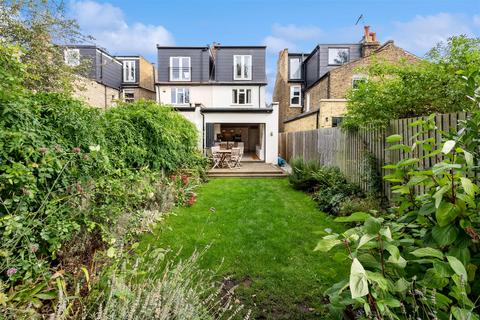 42 Hamilton Road, London, SW19 1JF