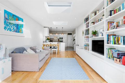 42 Hamilton Road, London, SW19 1JF