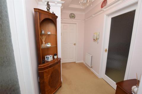 2 bedroom retirement property for sale, Briar Lane, Scartho DN33