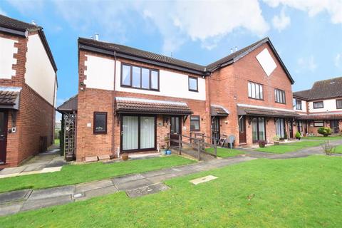 2 bedroom retirement property for sale, Briar Lane, Scartho DN33