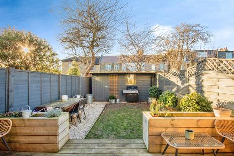 81 Carlton Park Avenue, London, SW20 8BJ