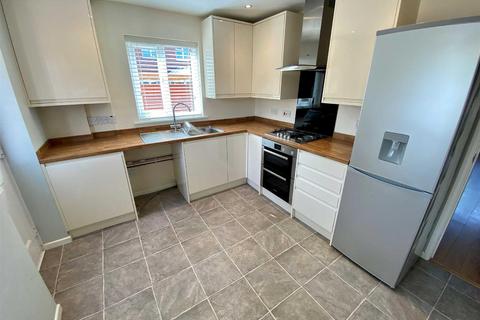 2 bedroom semi-detached house for sale, Saxifrage Drive, Stone