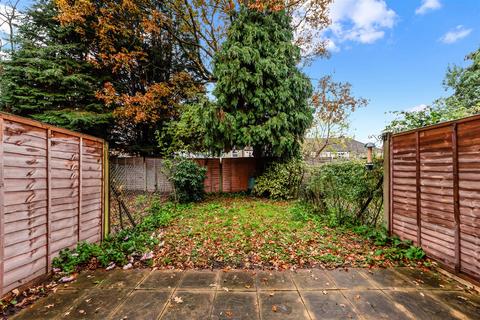 11 Rectory Close, London, SW20 9DQ