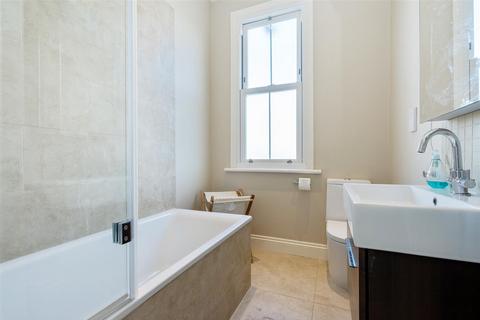 104 Lambton Road, London, SW20 0TJ