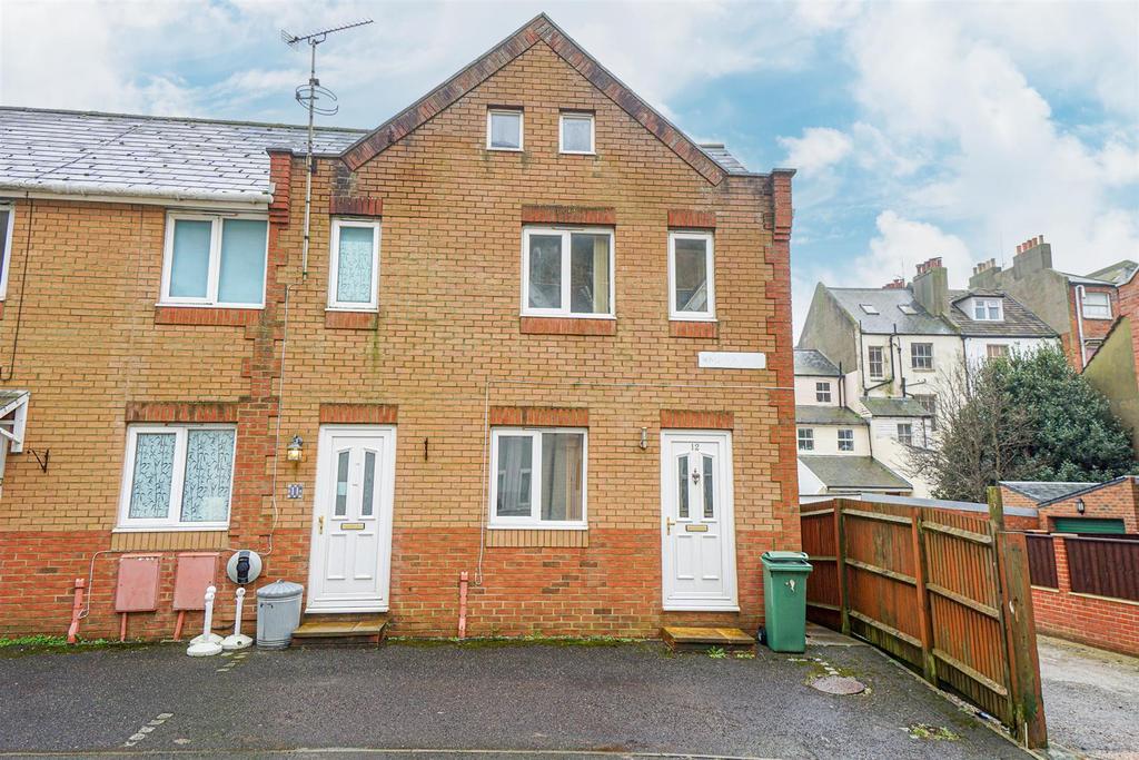 Caves Road, St. LeonardsOnSea 2 bed end of terrace house for sale £