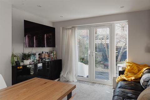 3 bedroom semi-detached house for sale, Ranelagh Road, Redhill