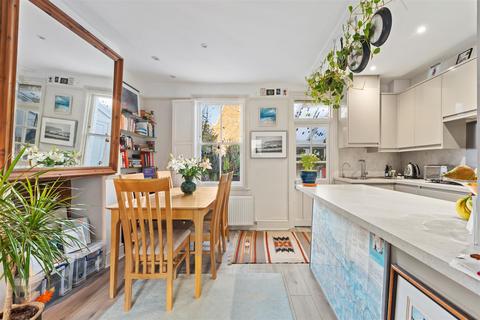 50 Bronson Road, London, SW20 8DY