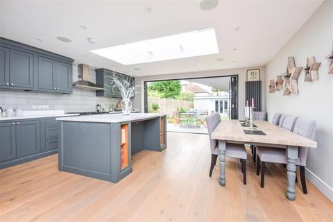 35 Adela Avenue, New Malden, KT3 6LF