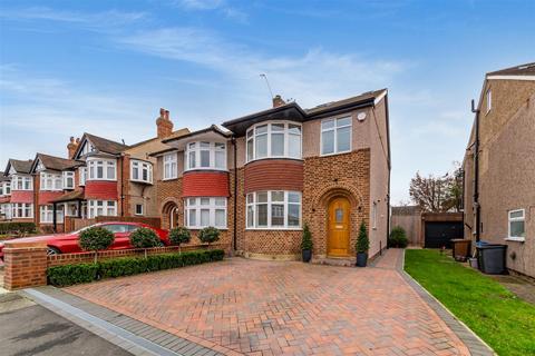 40 Linkway, London, SW20 9AU