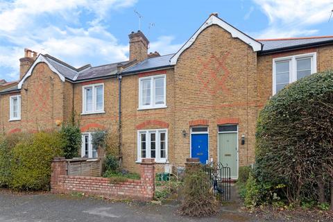 13 Bertram Cottages, London, SW19 1LQ