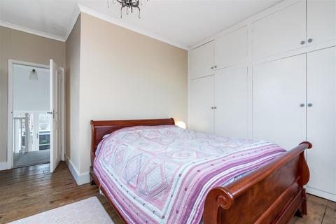 46a Quicks Road, London, SW19 1EY