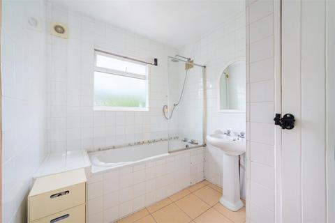 77 Beverley Way, London, SW20 0AW