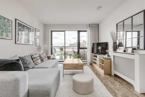 2 bedroom apartment for sale, Knightley Walk, London SW18