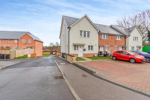 3 bedroom end of terrace house for sale - Hengist Drive, Aylesford