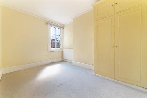 7a Hamilton Road, London, SW19 1JD
