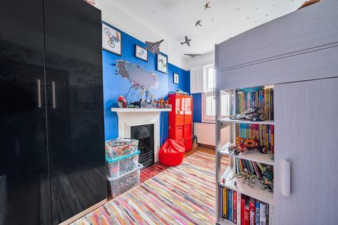 32 Newtown, Henlow, SG16 6AJ