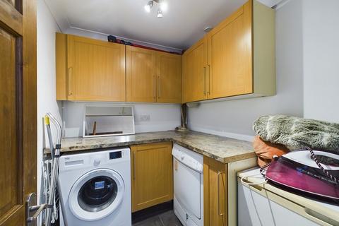 36 Thames Crescent, Corringham, Stanford-le-hope, SS17 9DU