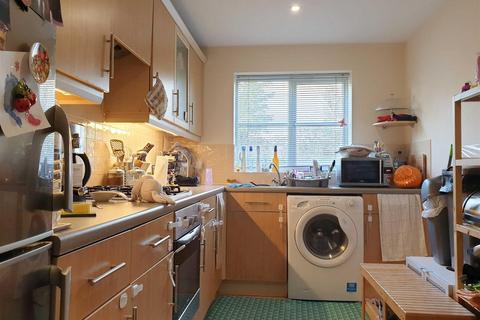 2 bedroom apartment for sale, Tiverton Drive, WILMSLOW