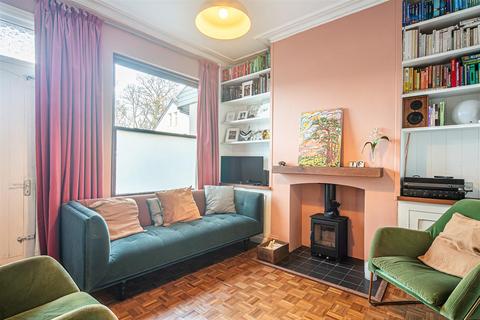 94 Cliffefield Road, Sheffield, S8 9DN