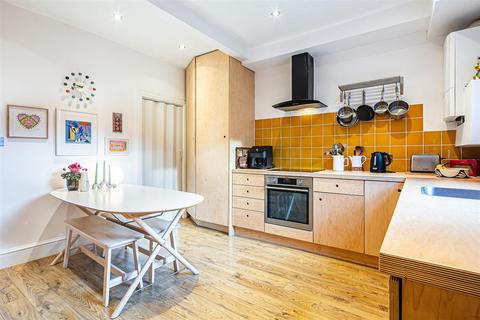 94 Cliffefield Road, Sheffield, S8 9DN