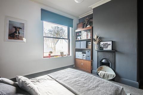 94 Cliffefield Road, Sheffield, S8 9DN