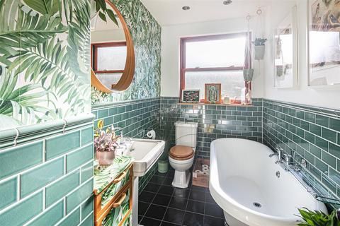 94 Cliffefield Road, Sheffield, S8 9DN