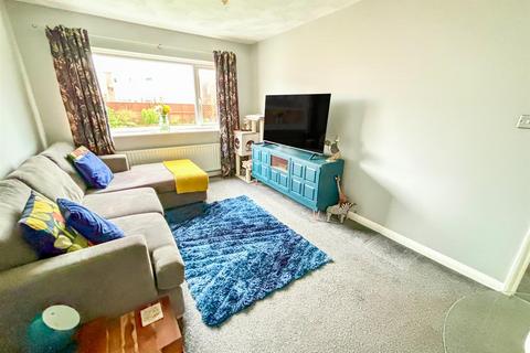 39 Dawkins Road, Hamworthy, Poole, BH15 4JW