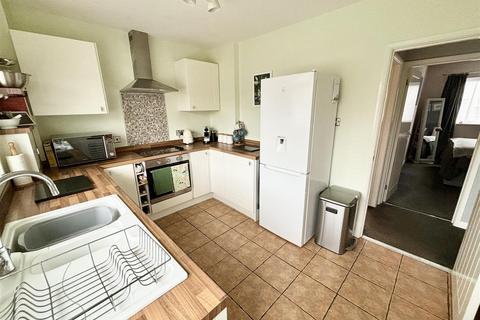 39 Dawkins Road, Hamworthy, Poole, BH15 4JW