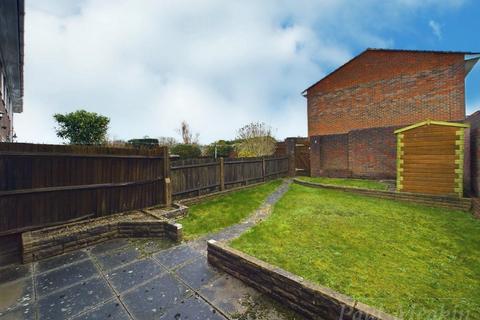 39 Ridge Langley, South Croydon, CR2 0AP