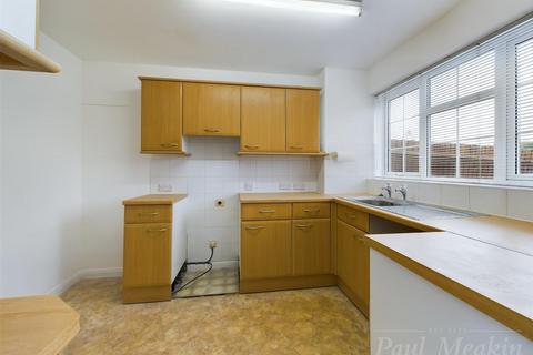 39 Ridge Langley, South Croydon, CR2 0AP