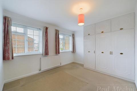 39 Ridge Langley, South Croydon, CR2 0AP