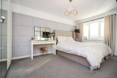 22 Cornmill Crescent, Holystone, Newcastle Upon Tyne, NE27 0ND