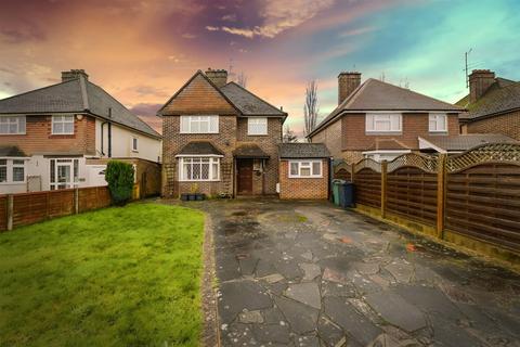 4 bedroom detached house for sale, Nutfield Road, Merstham RH1