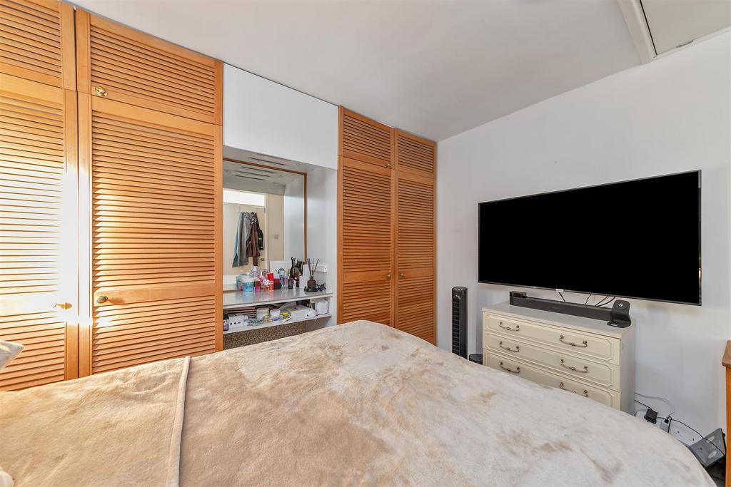 29 Garrard Way-25.jpg
