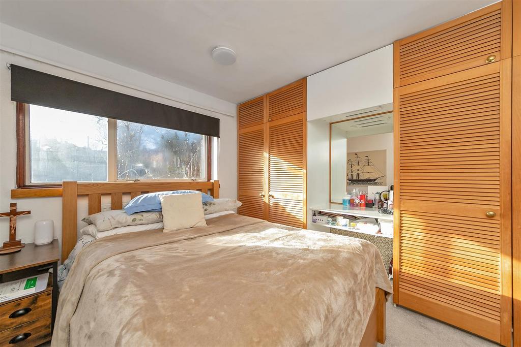 29 Garrard Way-24.jpg