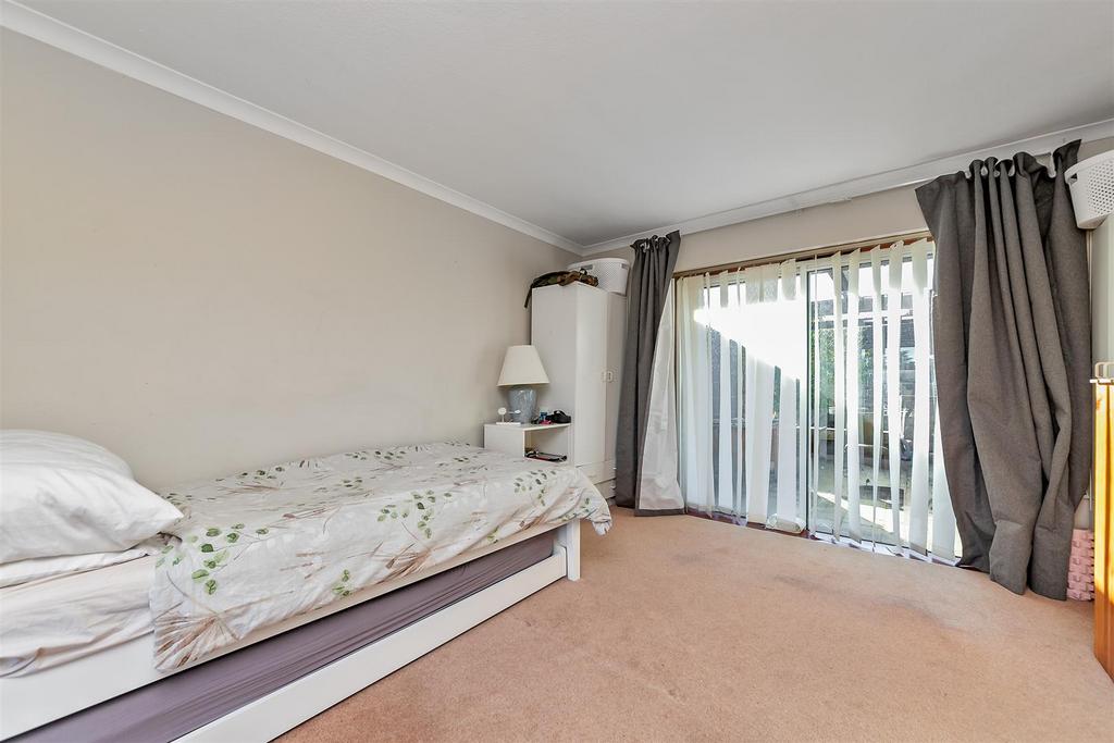29 Garrard Way-19.jpg
