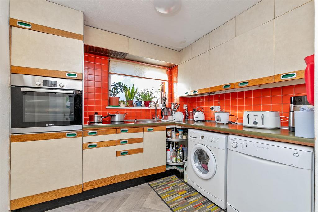 29 Garrard Way-14.jpg