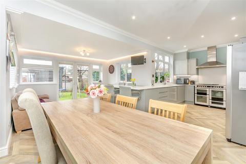 5 bedroom detached house for sale - Clarence Street, Egham TW20