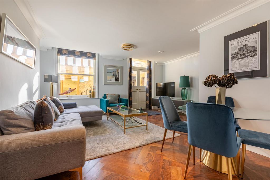 Queens Gardens, Hove 1 bed apartment for sale £525,000